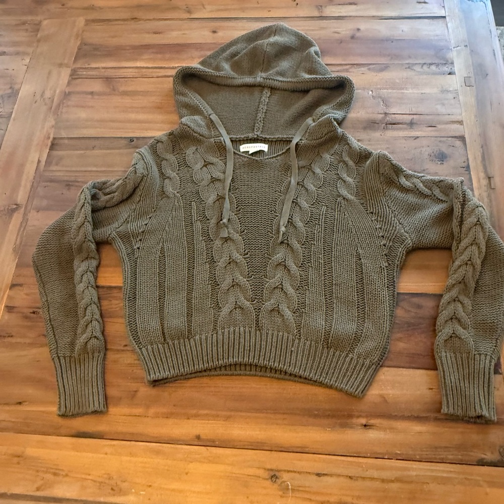 Hollister Cable Knit Hooded Sweater Size Small